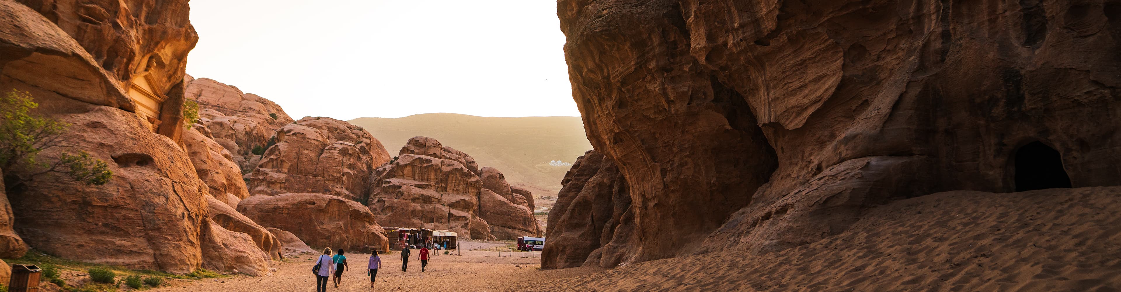 EESJ_petra-walk_jordan_banner