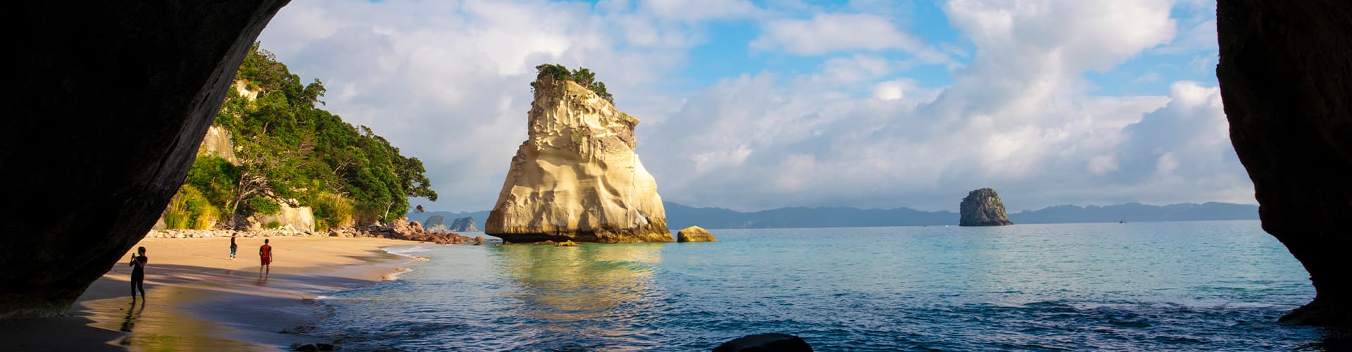 Coromandel Cathedral Cove, North Island, New Zealand