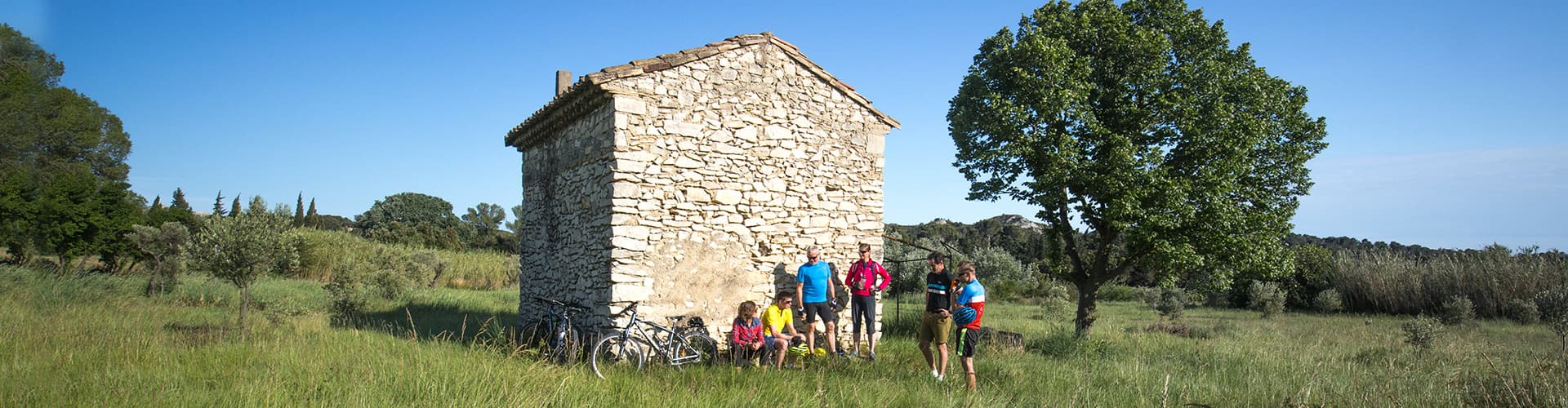 Italy-tuscany-cycle-field