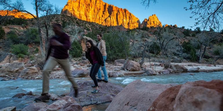 America's Coasts Road Trip – Westbound image