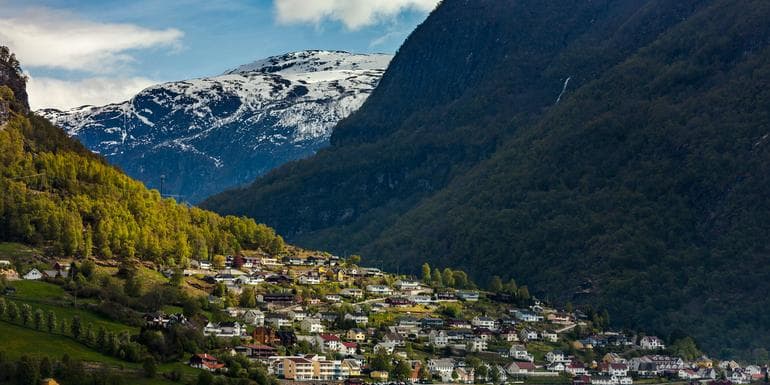 Scottish Islands & Norwegian Fjords - Edinburgh to Tromsø image