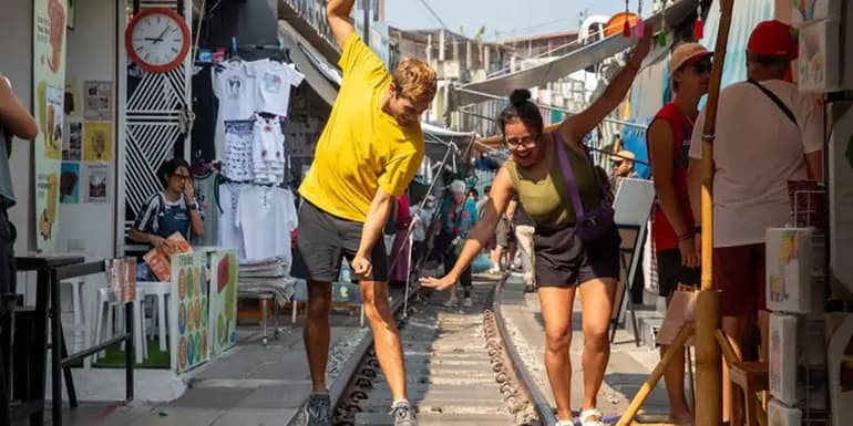 Total Southeast Asia: Tasty Street Eats & Chill Island Vibes image