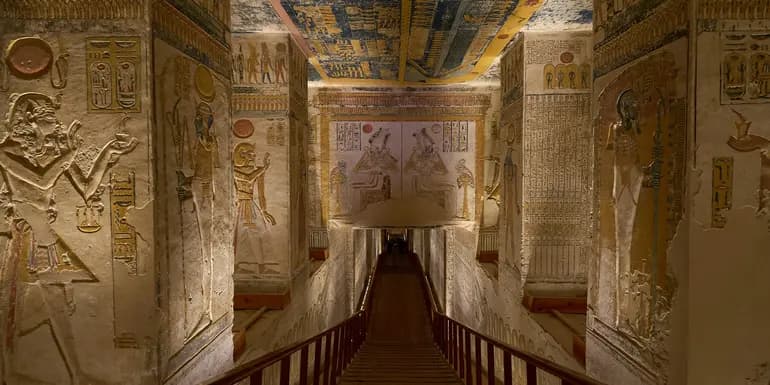 Signature: Egypt's Cairo, Luxor & the Nile Valley image