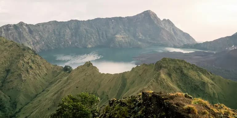 Wild Sumatra to Gili Bliss: The Ultimate Adventure image