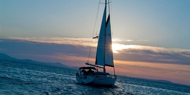 Sailing Greece - Santorini to Santorini image