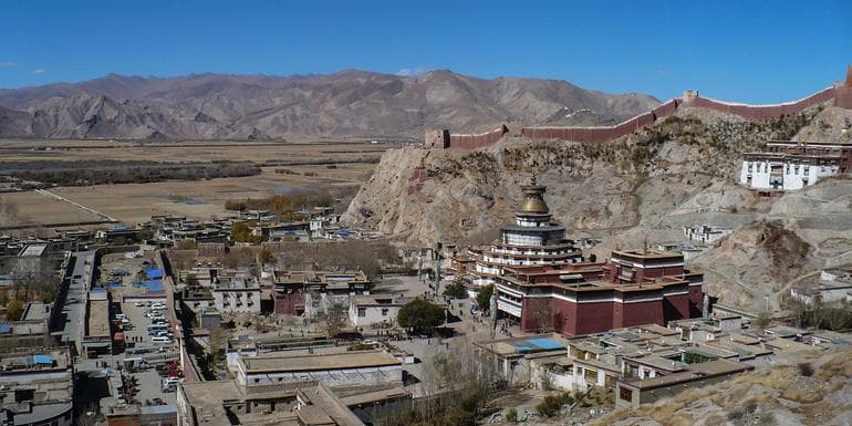 Essential Tibet image