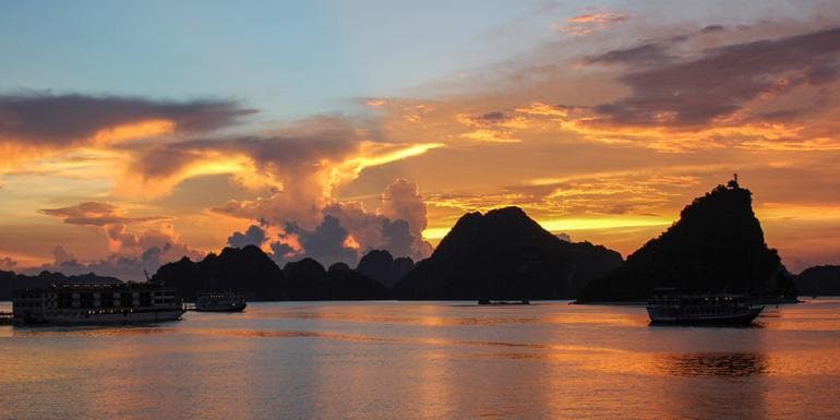 Halong Bay Independent Adventure image
