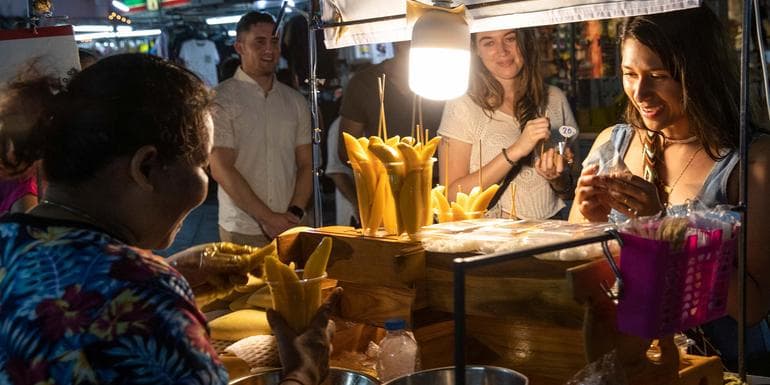 Bangkok Day Tour: One Night in Bangkok (half day) image