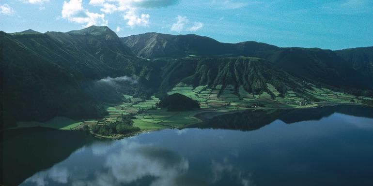 Hiking the Azores image