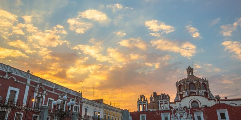 Mexico: Cities, Cuisine & Ruins image