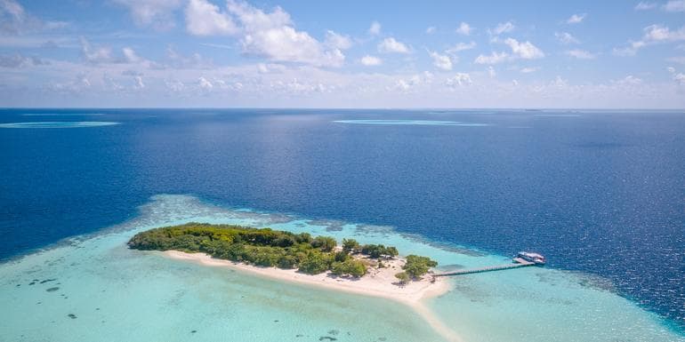 Sri Lanka & Maldives Adventure image