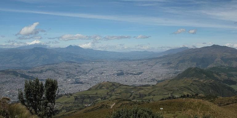 18-to-Thirtysomethings Quito Mini Adventure image