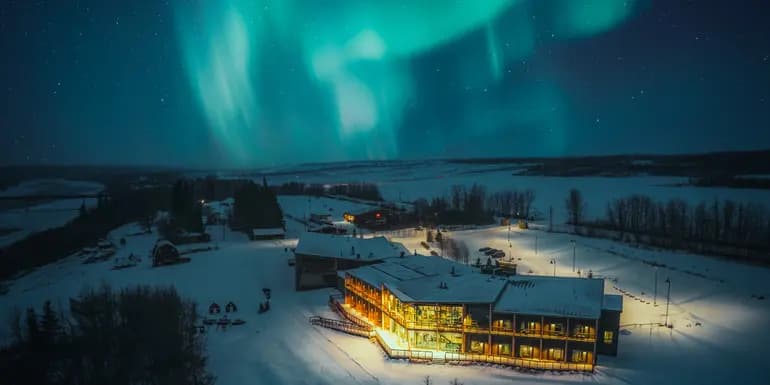 Canadian Rockies: Northern Lights Winter Explorer image