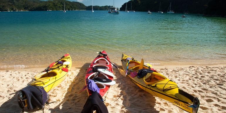 Australia and New Zealand: Surfing Waves & The Whitsundays image