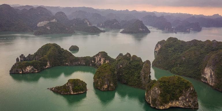 Classic Vietnam: Hanoi to Ho Chi Minh City — Plus image