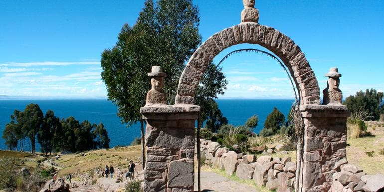 Peru Panorama: Lake Titicaca & Machu Picchu by Train image