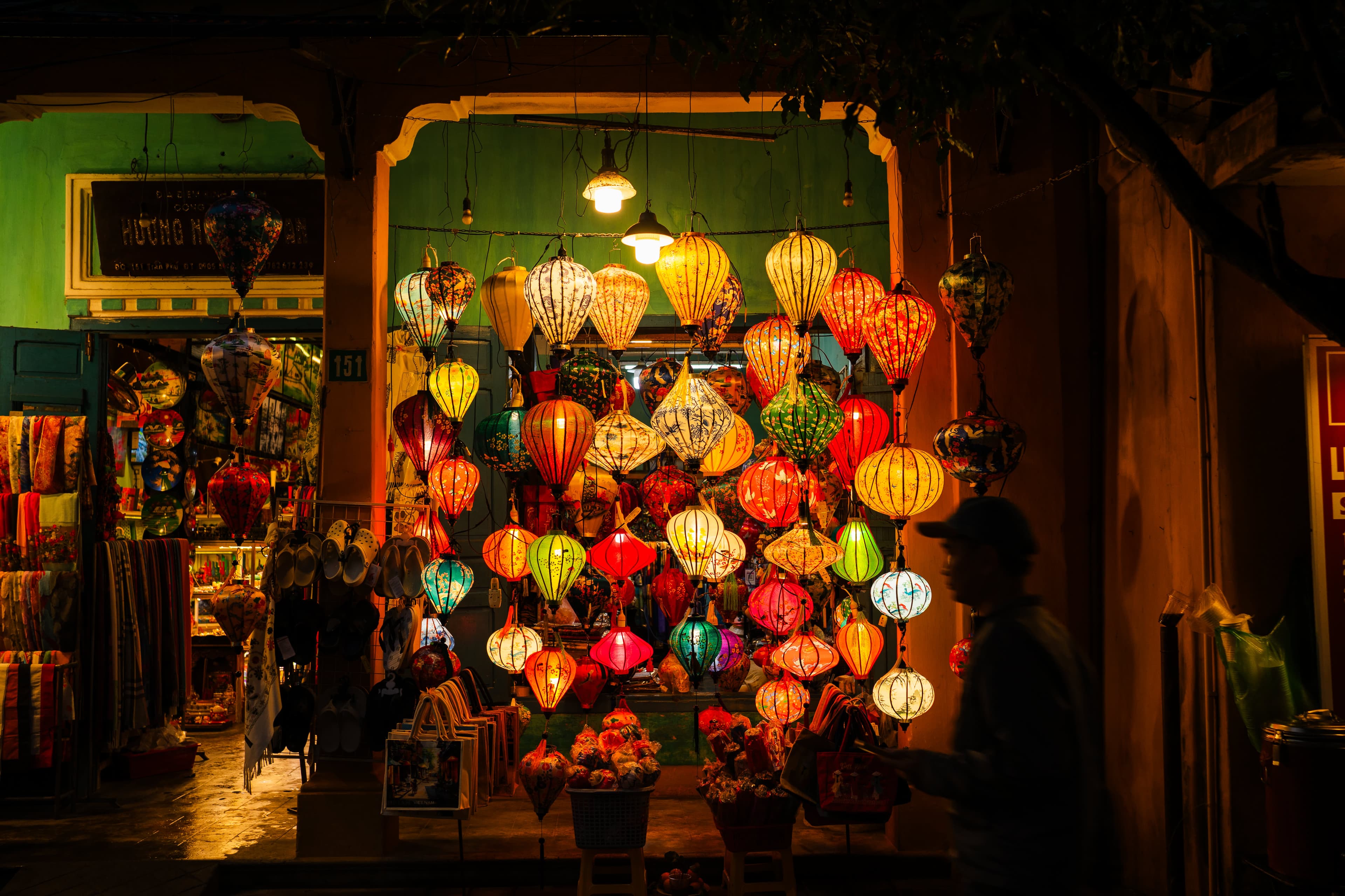 Signature Vietnam | In Fabric & Folklore